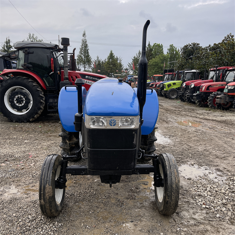 Used New holland 550 tractor 2wd